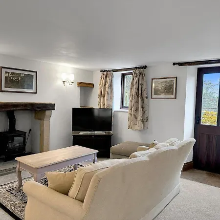 Stone Retreat In The Yorkshire Dales *