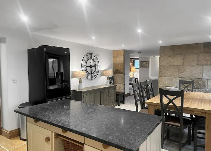 Stone Retreat In The Yorkshire Dales *